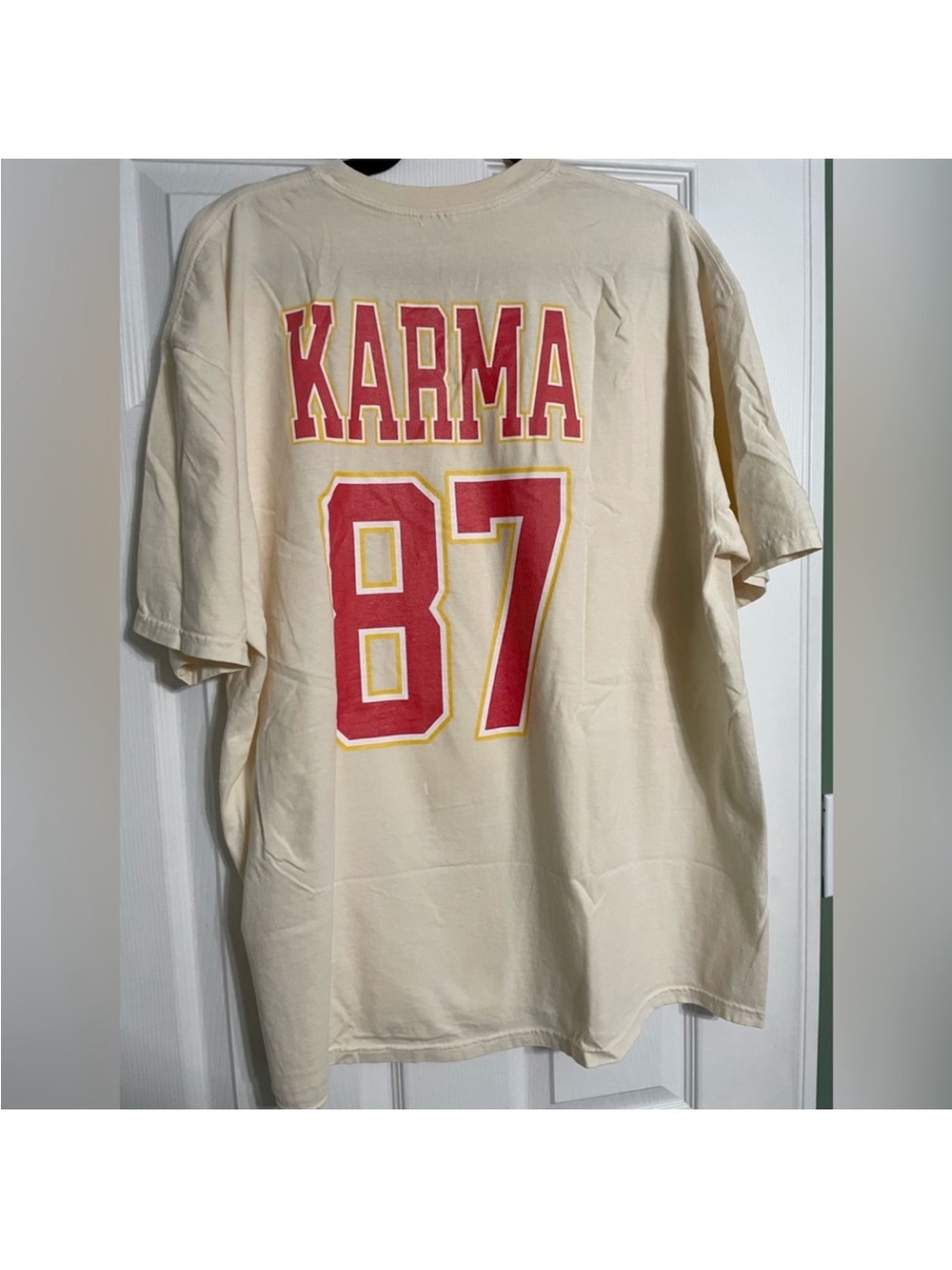 2024 SUPER-BOWL 🏈 TAYLOR SWIFT KARMA 87 CREAM/RED COTTON TEE TSHIRT Women’s 2X